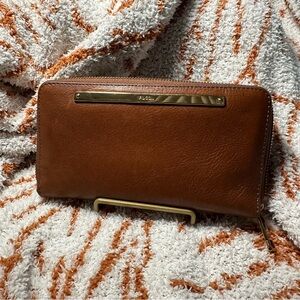 🔑 FOSSIL Liza Zip Around Leather Clutch Wallet